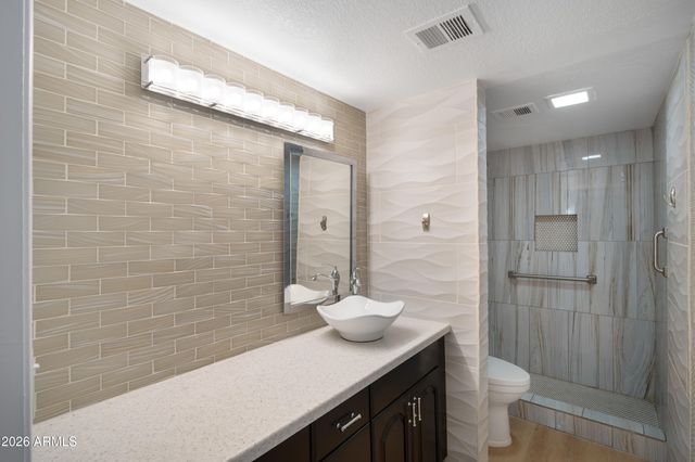 729 W COOLIDGE Street 104, Phoenix, AZ 85013