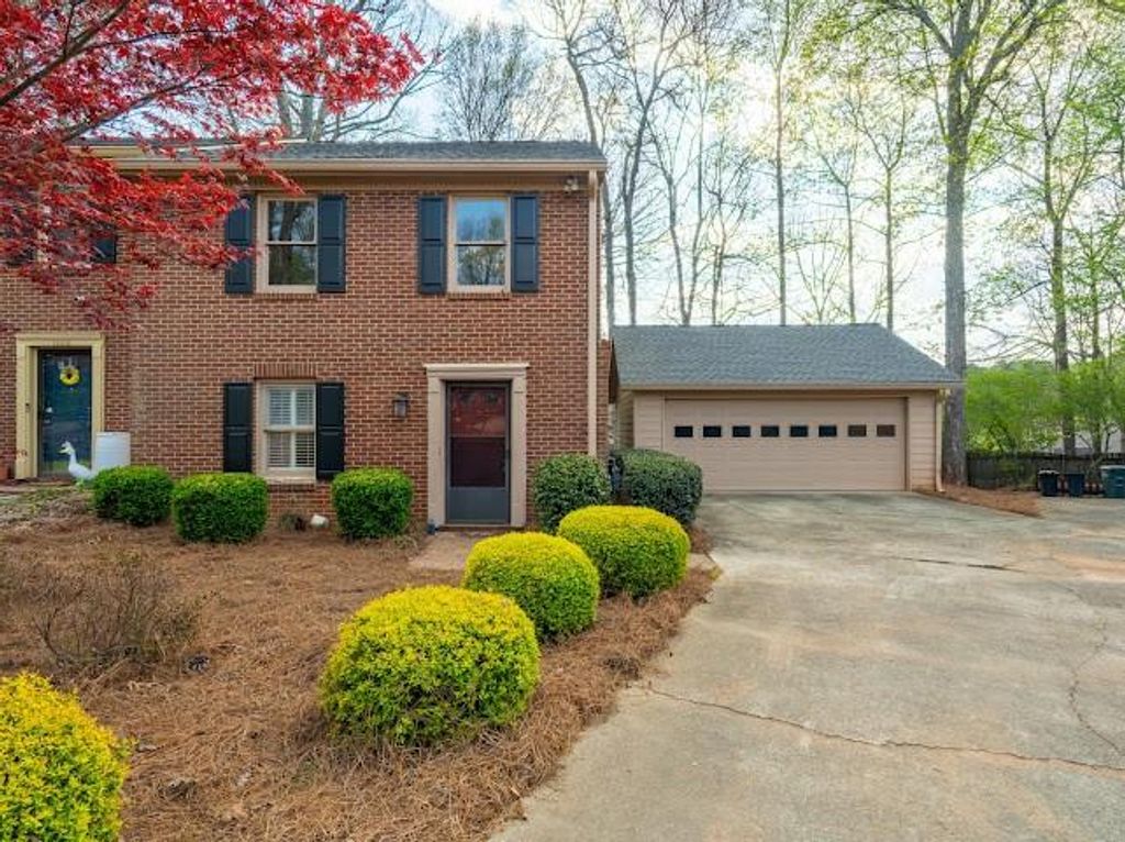 1307 Whitlock Ridge Drive SW, Marietta, GA 30064