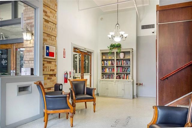 910 Houston Street 604, Fort Worth, TX 76102