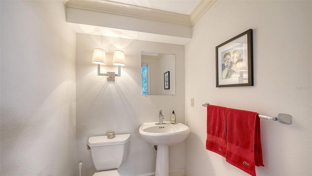 200 COCOANUT AVENUE 4, Sarasota, FL 34236