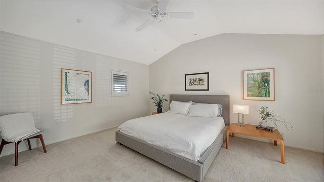 200 COCOANUT AVENUE 4, Sarasota, FL 34236