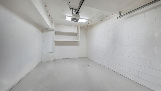 200 COCOANUT AVENUE 4, Sarasota, FL 34236