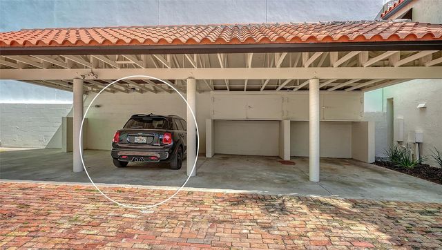 200 COCOANUT AVENUE 4, Sarasota, FL 34236