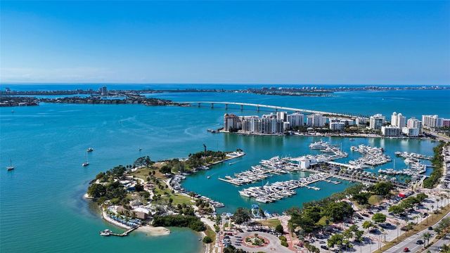 200 COCOANUT AVENUE 4, Sarasota, FL 34236