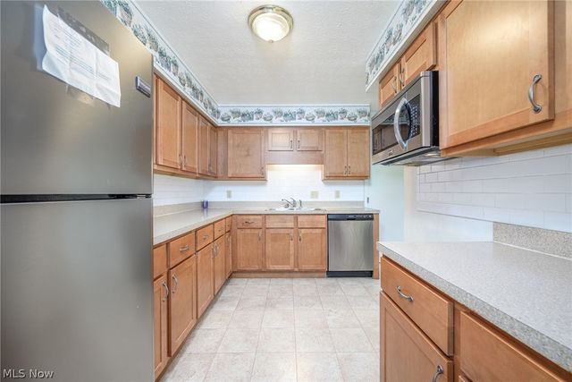2292 echo valley Drive, Stow, OH 44224