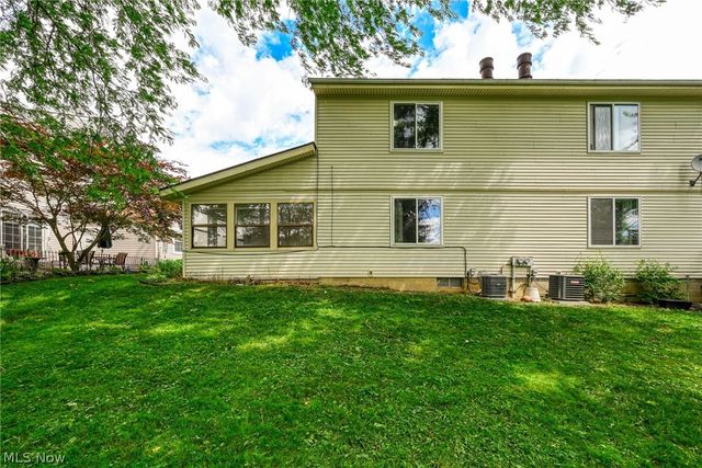 2292 echo valley Drive, Stow, OH 44224