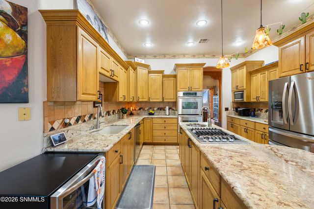 5025 Silverton Court, Las Cruces, NM 88011