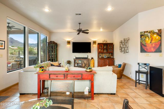 5025 Silverton Court, Las Cruces, NM 88011