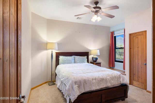 5025 Silverton Court, Las Cruces, NM 88011