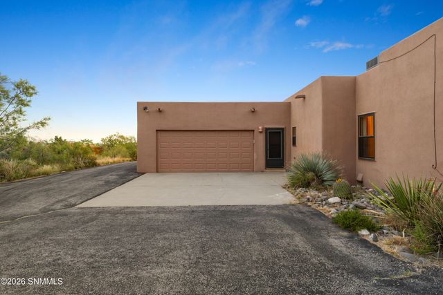 5025 Silverton Court, Las Cruces, NM 88011