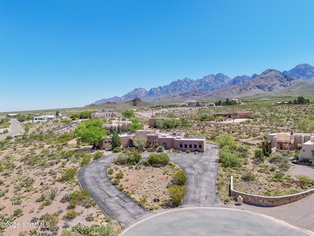 5025 Silverton Court, Las Cruces, NM 88011