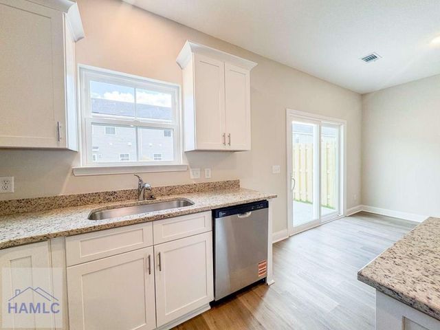 118 Heirloom Road, Hinesville, GA 31313