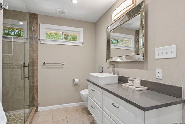 119 Blakeley Dr, San Antonio, TX 78209
