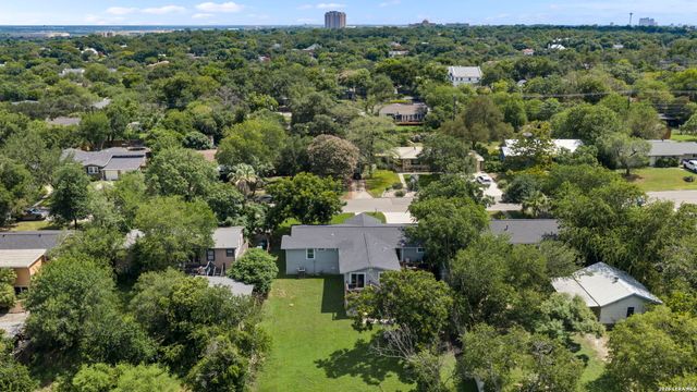 119 Blakeley Dr, San Antonio, TX 78209