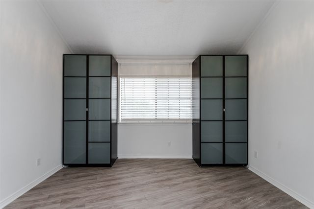 5590 Spring Valley Road F206, Dallas, TX 75254