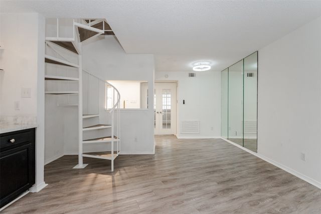 5590 Spring Valley Road F206, Dallas, TX 75254