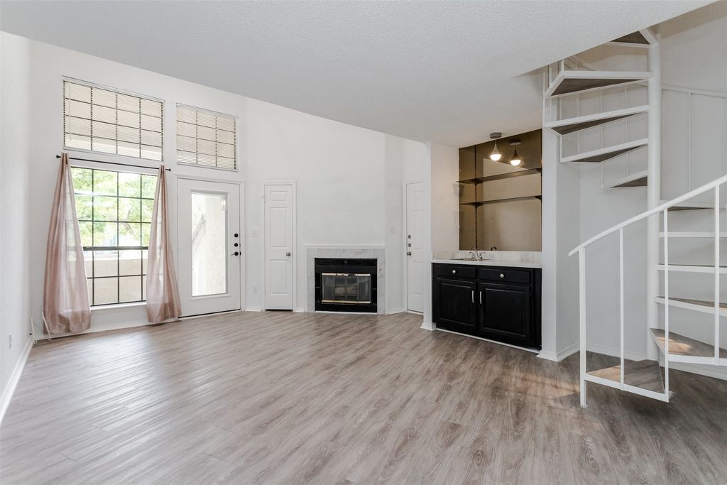 5590 Spring Valley Road F206, Dallas, TX 75254