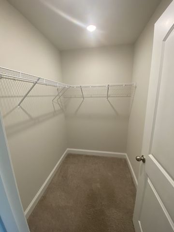 1550 Olympic Ln, Lebanon, TN 37087
