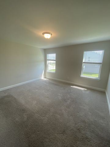 1550 Olympic Ln, Lebanon, TN 37087