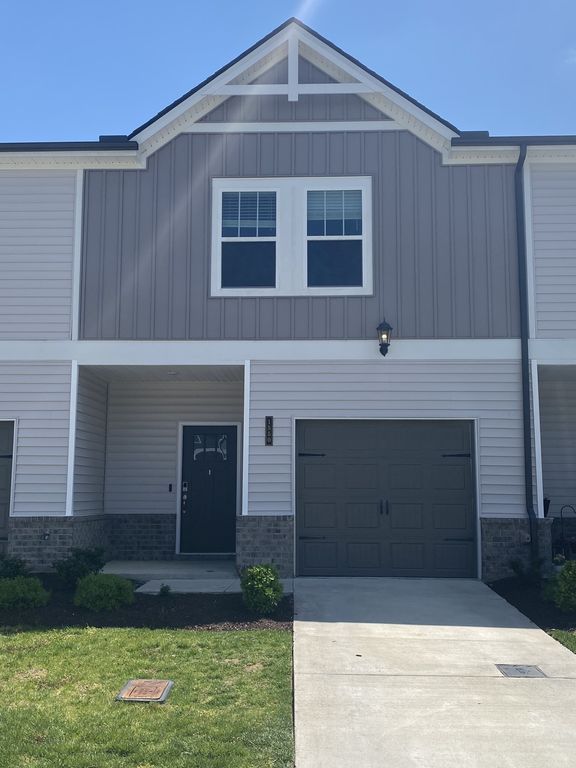 1550 Olympic Ln, Lebanon, TN 37087