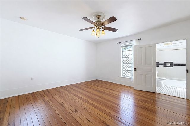 940 NE 4th Avenue, Crystal River, FL 34428