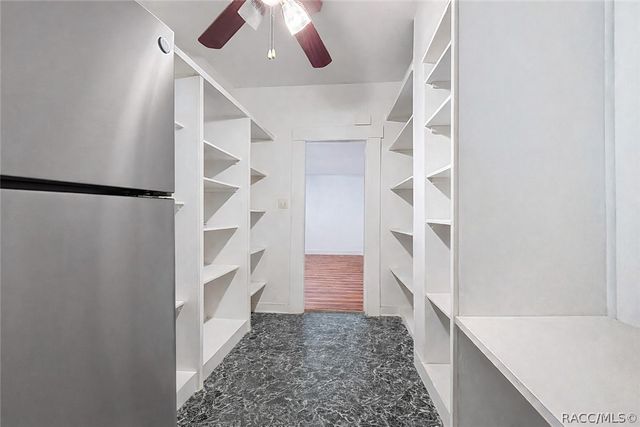 940 NE 4th Avenue, Crystal River, FL 34428