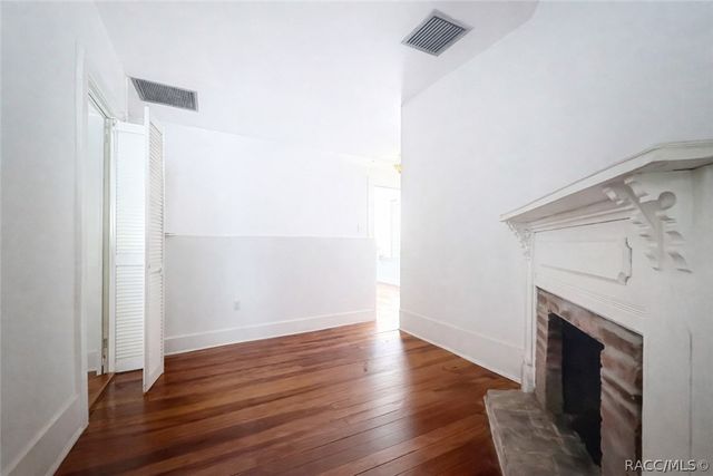 940 NE 4th Avenue, Crystal River, FL 34428