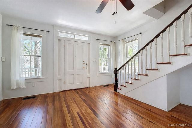 940 NE 4th Avenue, Crystal River, FL 34428