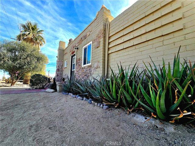 6388 West Court, 29 Palms, CA 92277