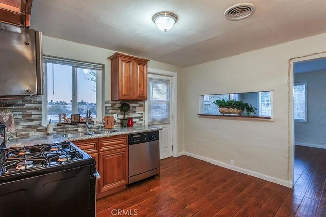 6388 West Court, 29 Palms, CA 92277