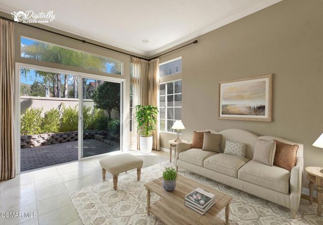 645 Ivywood Lane E, Simi Valley, CA 93065