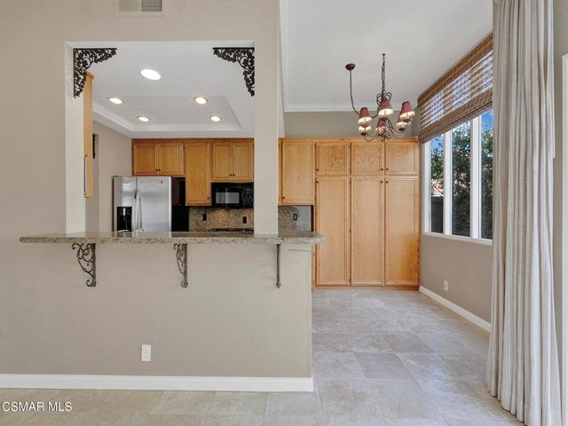 645 Ivywood Lane E, Simi Valley, CA 93065