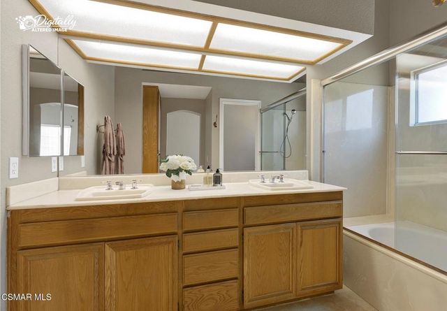 645 Ivywood Lane E, Simi Valley, CA 93065