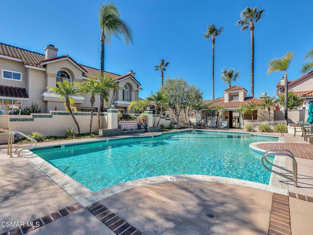 645 Ivywood Lane E, Simi Valley, CA 93065