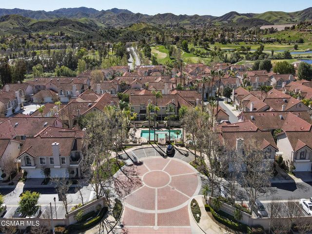 645 Ivywood Lane E, Simi Valley, CA 93065