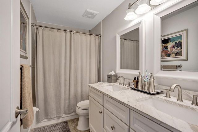 702 Saint Albans Drive 702, Boca Raton, FL 33486
