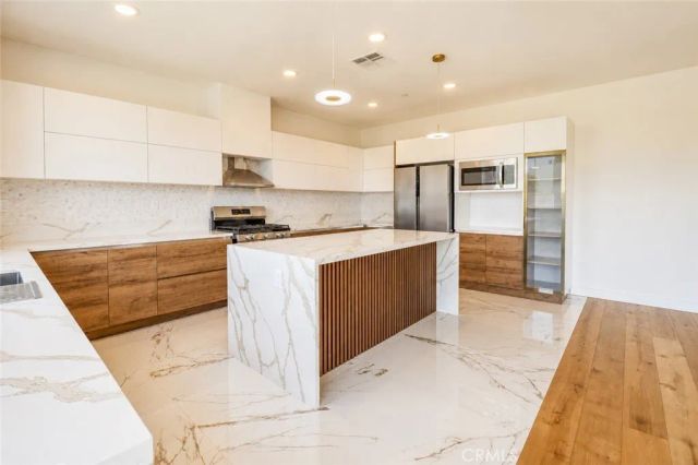 14433 Buvan Court, Moreno Valley, CA 92555