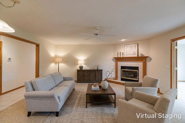 2723 Meadow Lark LANE S, Holmen, WI 54636
