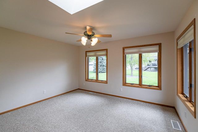2723 Meadow Lark LANE S, Holmen, WI 54636