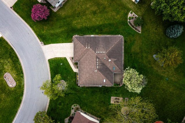 2723 Meadow Lark LANE S, Holmen, WI 54636