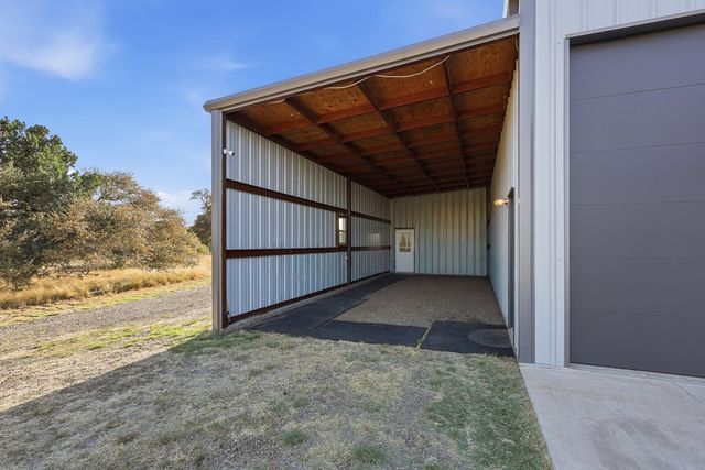 18060 Hwy 166, Fort Davis, TX 79734