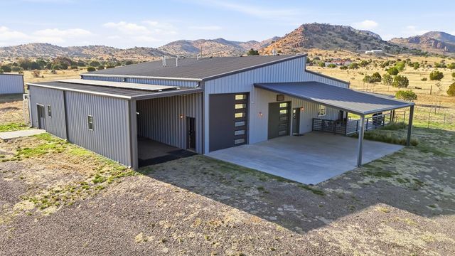 18060 Hwy 166, Fort Davis, TX 79734