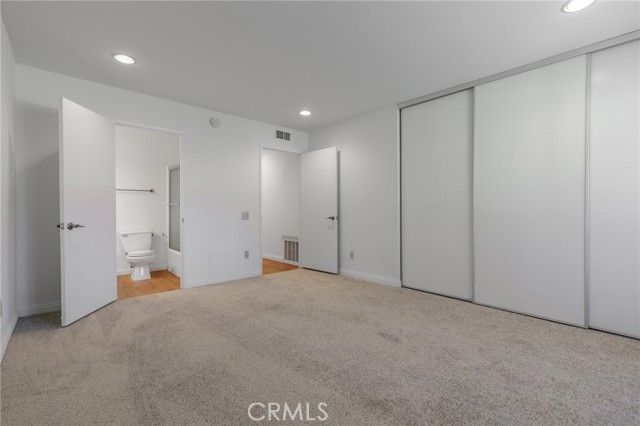 11220 Village 11, Camarillo, CA 93012