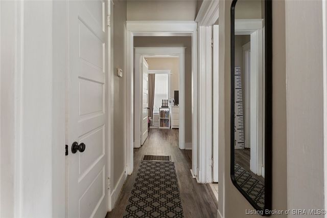 158 Indiana Avenue, Sellersburg, IN 47172