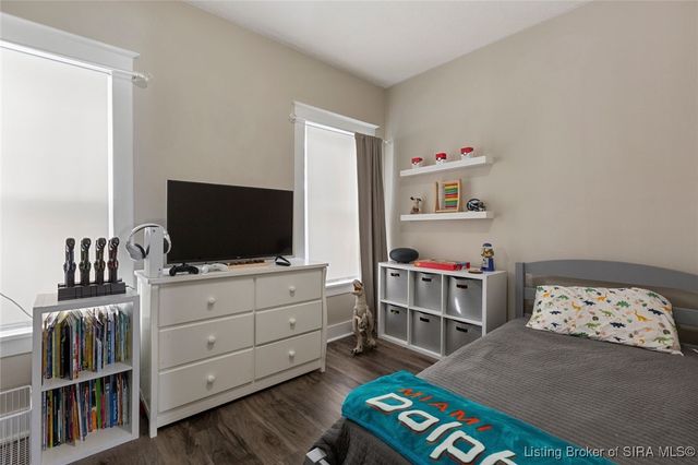 158 Indiana Avenue, Sellersburg, IN 47172