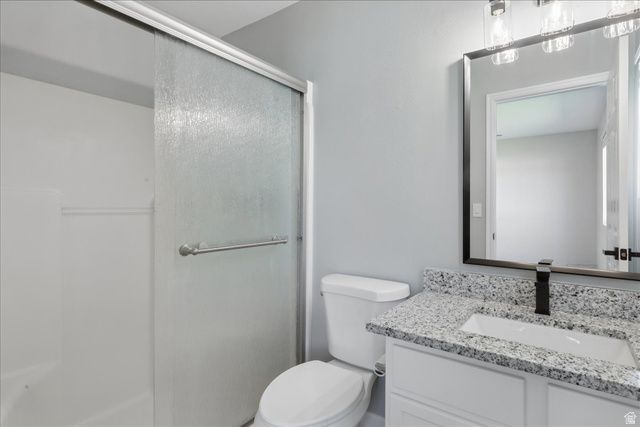 5086 S 3925 W, Roy, UT 84067