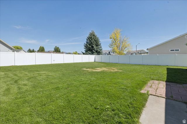 5086 S 3925 W, Roy, UT 84067