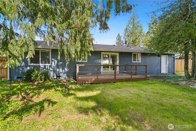 8227 Daycrest Drive SE, Olympia, WA 98513