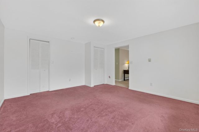 108 Williamsburg Court, Balmville, NY 12550