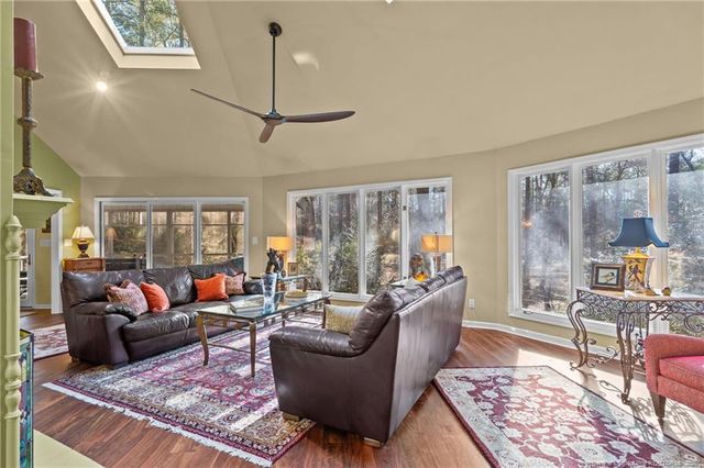 15740 Fox Lane, Wagram, NC 28396